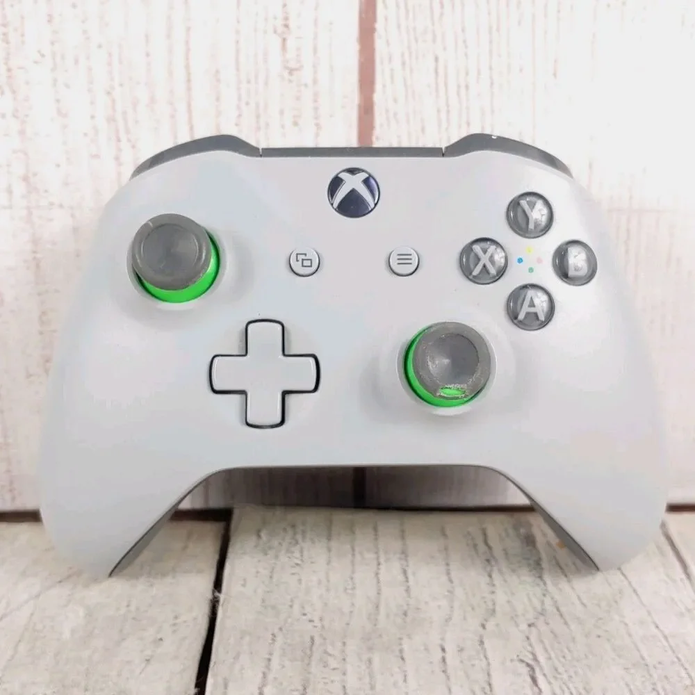 SEE JOYSTICKS - Microsoft Xbox One Wireless Gray / Green Controller 1708 TESTED